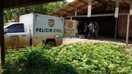 Homem tem a cabeça decepada com golpes de facão na área rural da capital