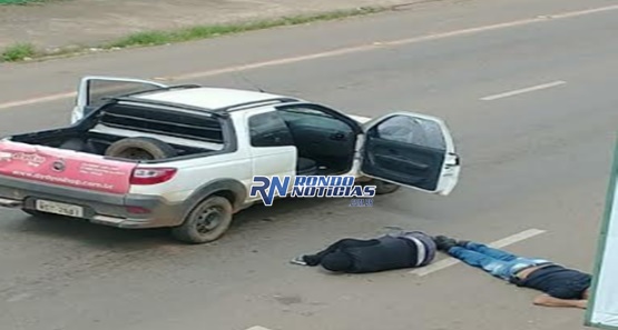 Policial a paisana e bandido morrem após troca de tiros durante assalto 