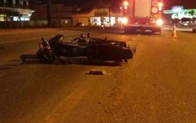 Fugindo da Polícia na Zona Leste, Jovem cai de moto e sofre lesões 