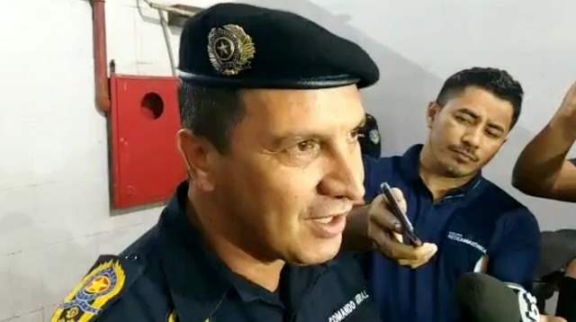 ATUALIZADA: “Agente permanecerá preso", diz comandante 