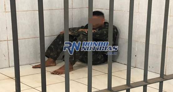 Preso jovem vendendo droga com farda camuflada do Exército na Zona Leste 
