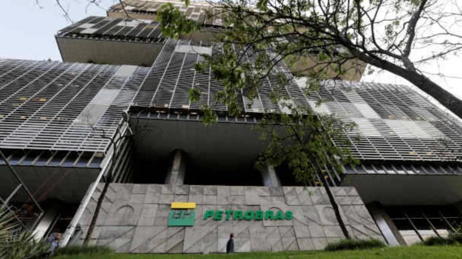 Governo pressiona Petrobras, que já estuda redução nos combustíveis nos próximos dias