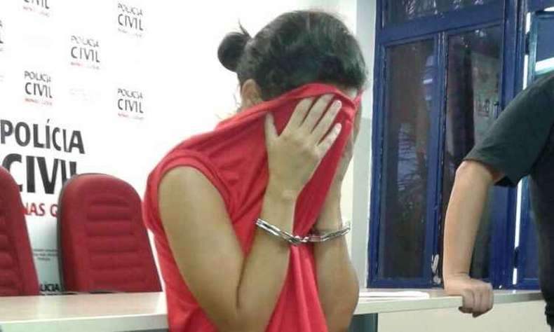 Mulher coloca chumbinho na sonda do marido internado para ficar com dinheiro