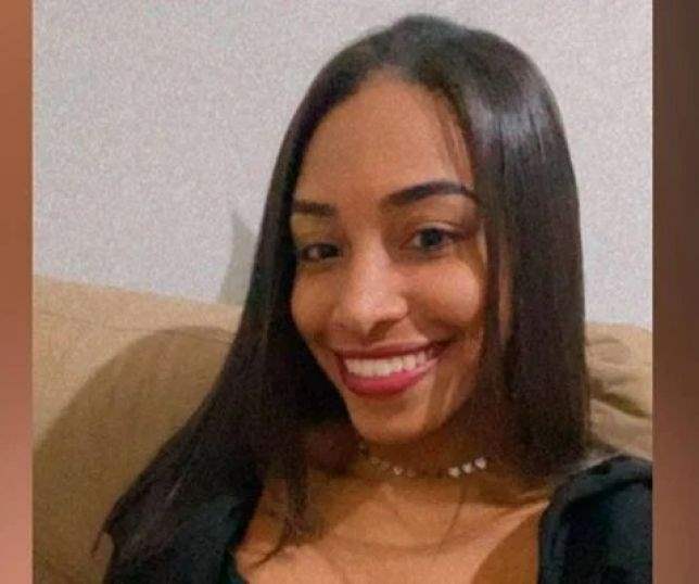 Cliente questiona produto vencido em conveniência sofre racismo: 'Olha a sua cor'; veja o vídeo