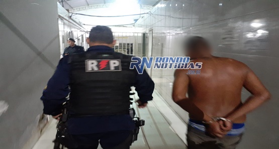  Polícia prende membro de bando que tentou assaltar motoboy no Teixeirão