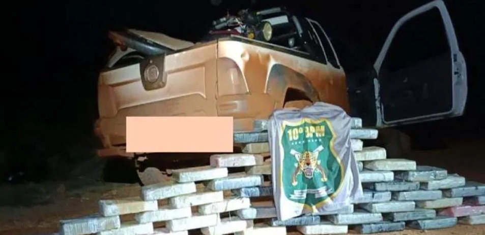 Polícia Militar apreende 60 kg de cocaína após troca de tiros com criminosos 