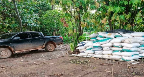 PCRO prende criminosos e recupera 800 sacas de milho furtadas de balsa 