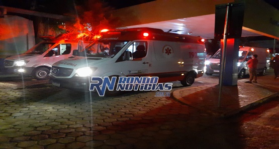 Briga em mesa de bar termina com homem agredido com facadas e marteladas