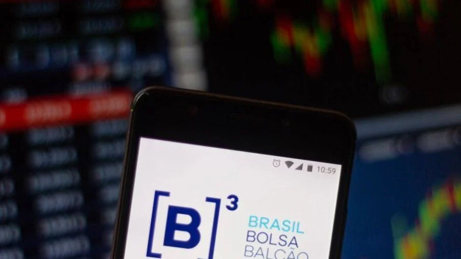 Empresas do governo federal derretem na Bolsa após mudança na Lei das Estatais
