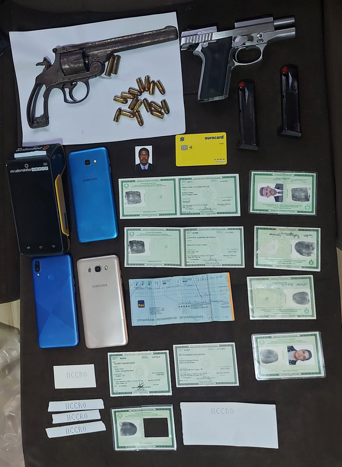 PC prende quadrilha que abria contas bancárias com documentos falsos 