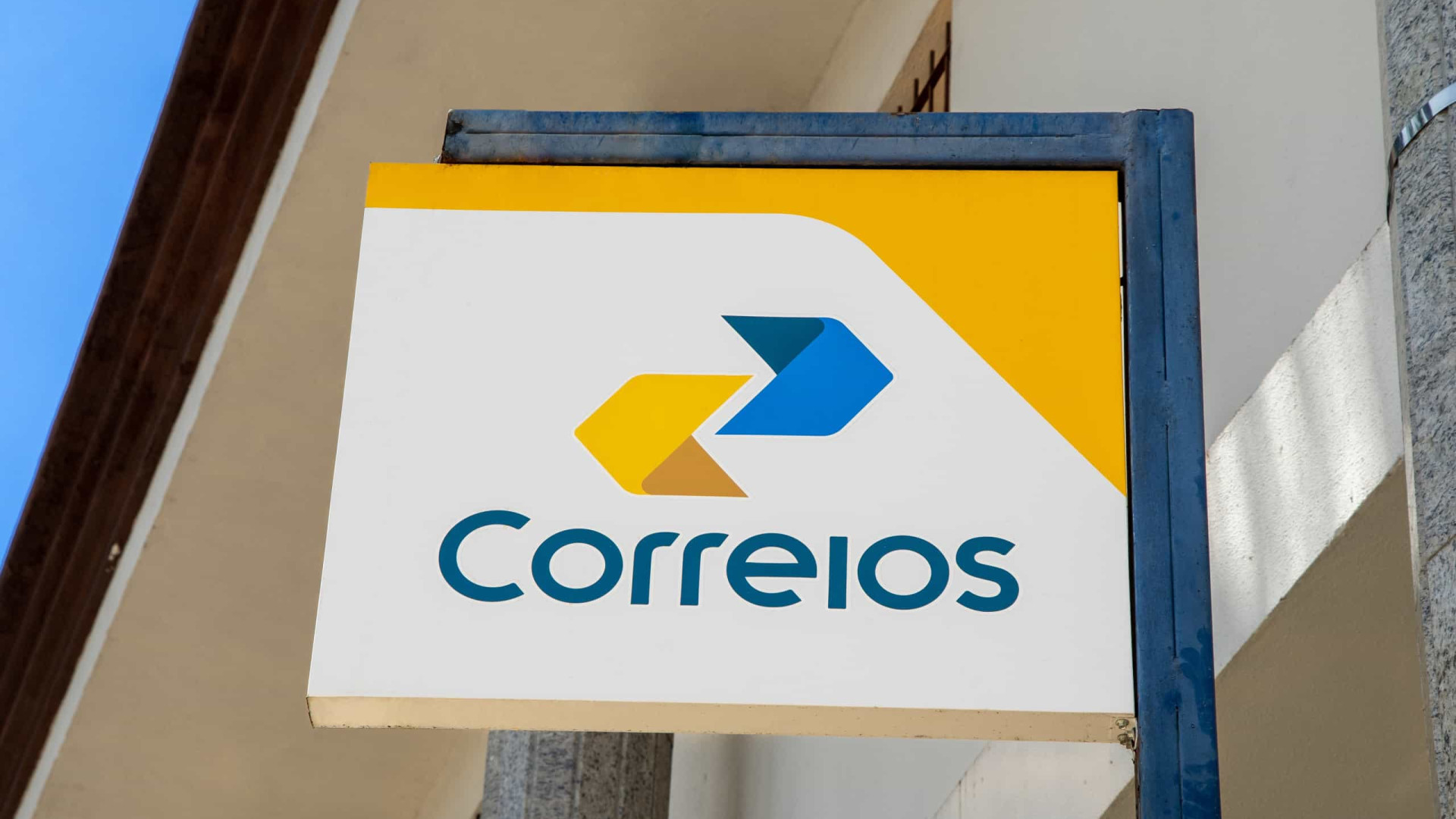 Correios terão alteração no expediente durante festas de fim de ano
