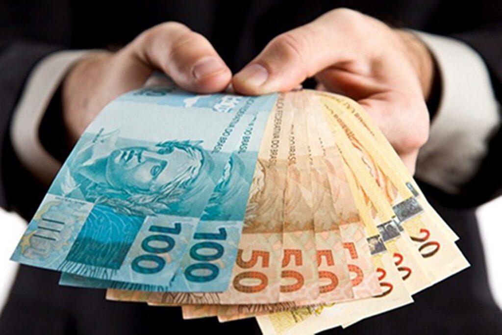 Prêmio da Mega da Virada pode gerar renda mensal de R$ 4 milhões