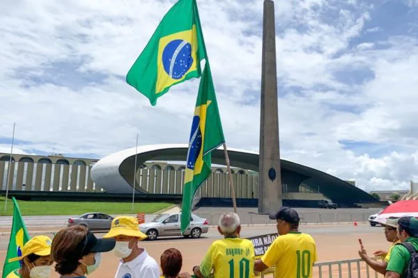 Acampamentos em frente a quartéis serão desfeitos no dia 1º, diz futuro ministro da justiça
