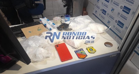 Mula do tráfico é presa em quarto de hotel com quatro quilos de cocaína 