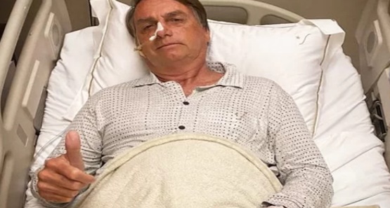 Bolsonaro é internado com dores abdominais em hospital nos EUA
