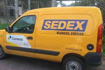 Bandidos armados roubam funcionário dos Correios que fazia entregas na Zona Leste