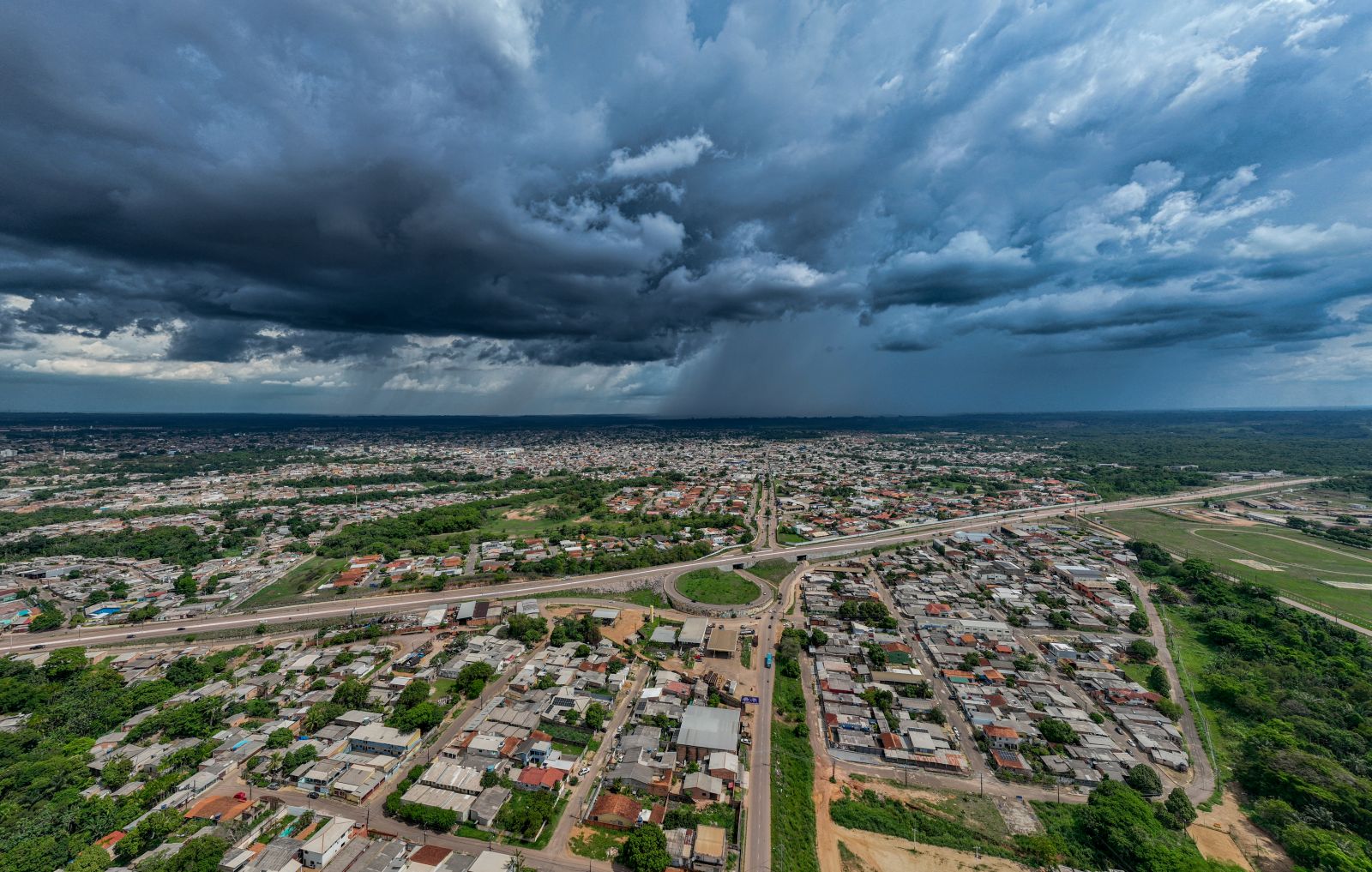 Inmet faz alerta de chuvas intensas para Porto Velho nesta quarta e quinta-feira
