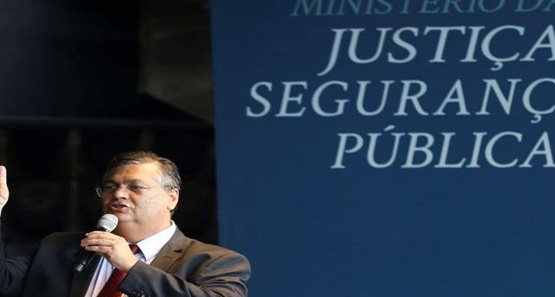 "Pacote antigolpe"  de Dino, tem regras para redes sociais e aumento de penas