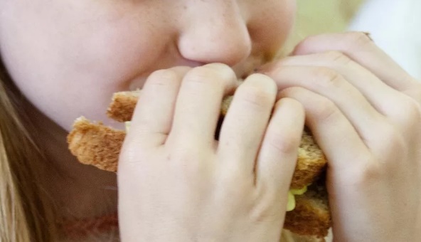 
Entenda a síndrome que deixa pessoas muito irritadas ao ouvir certos sons