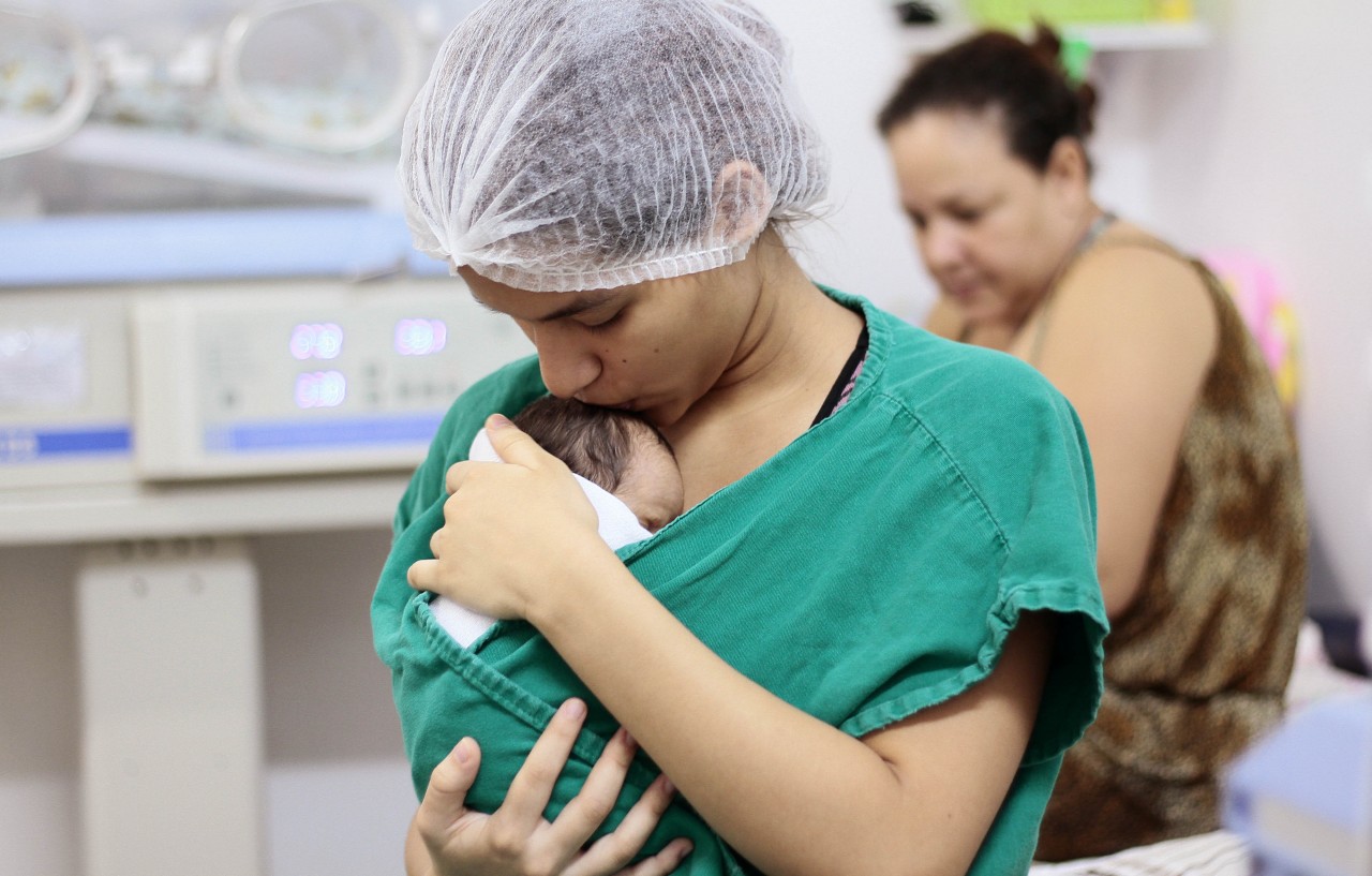 Método Canguru desenvolvido no Hospital de Base aumenta vínculo entre prematuro e a família
