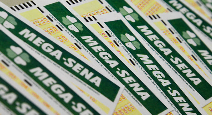 Mega-Sena tem sorteio extra e pode pagar hoje prêmio de R$ 10 mi
