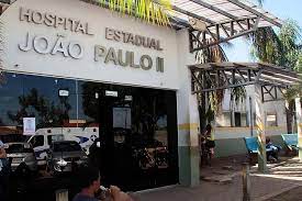 Comerciante entra em luta corporal com assaltante e acaba baleado 