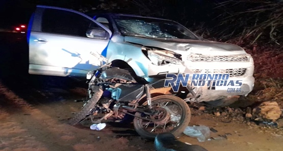 Motorista colide com motociclista tenta fugir com apoio de amigo mas vai preso