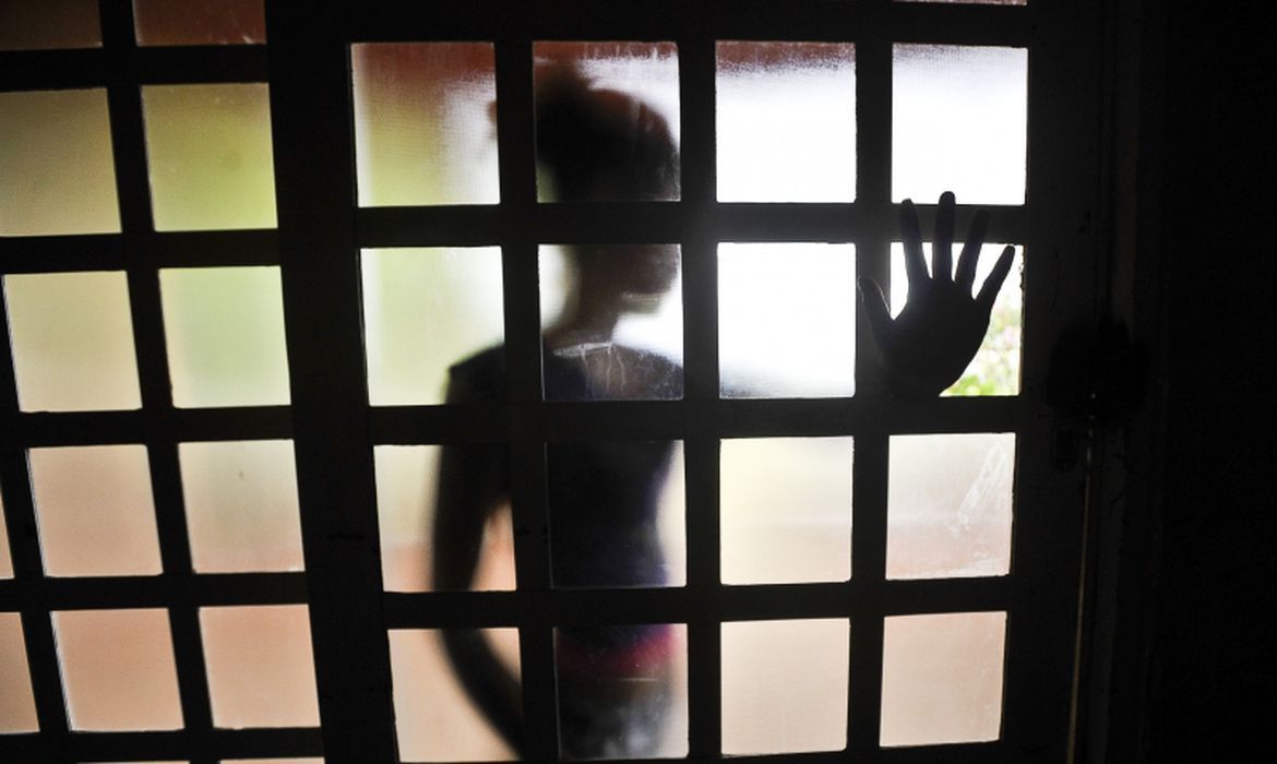 Meninas de 10 a 14 anos de idade são maioria das vítimas de estupros
