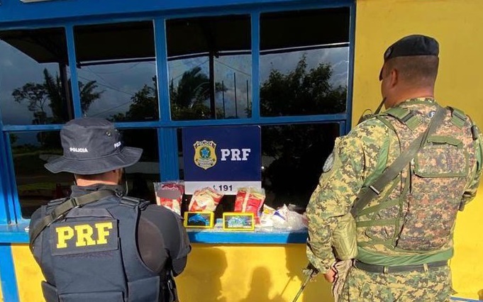 Polícia Rodoviária Federal apreende cocaína escondida em sacos de arroz em RO