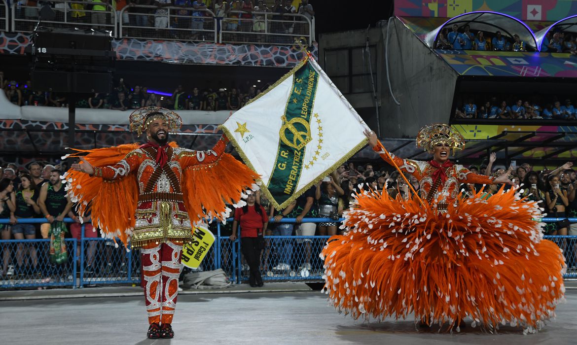 Desfile das Campeãs do Rio: seis escolas voltam à Sapucaí neste sábado
