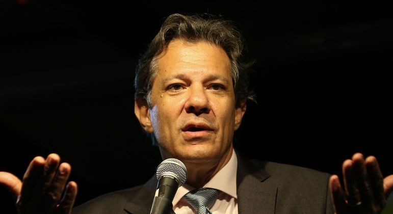 Decisão sobre desoneração dos combustíveis sai nesta segunda, avalia Haddad
