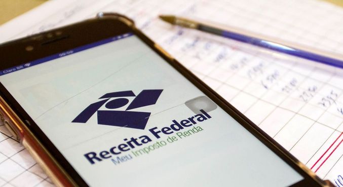Empresas têm até hoje para enviar informe de rendimento do IR 2023
