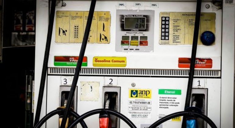 Impostos federais sobre gasolina e etanol podem aumentar novamente em julho
