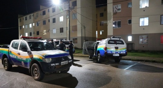 Mulher esfaqueia o marido após ser agredida no 'Orgulho do Madeira'