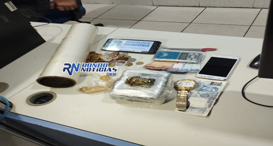 Casal é preso por tráfico de drogas após abordagem policial