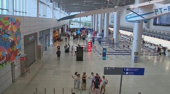 
Setor de turismo teme impacto com volta do visto para americanos