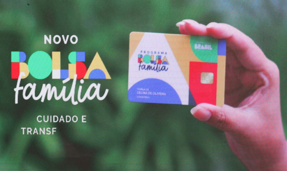 Novo Bolsa Família é pago nesta sexta a beneficiários com NIS de final 5
