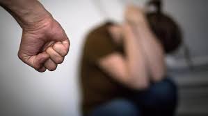 Polícia Militar prende filho bêbado que espancou sua mãe na capital