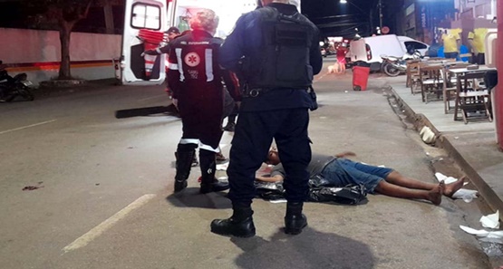 Morador de rua é agredido a pauladas quando cuidava de carros na capital
