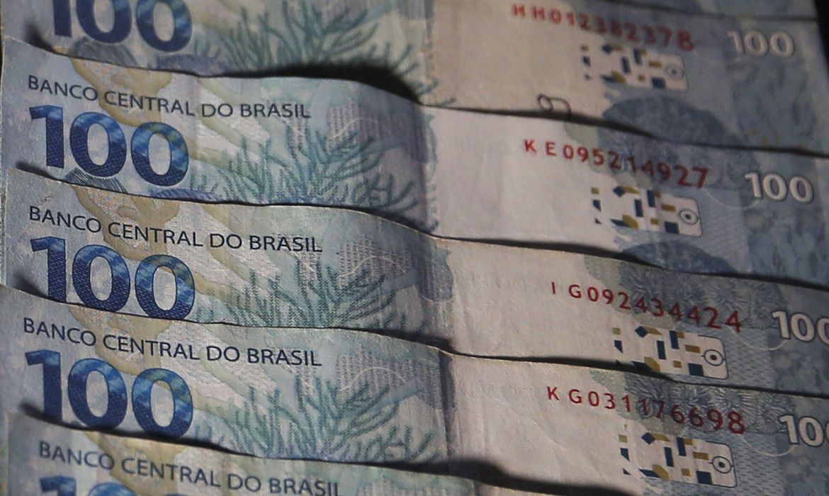 Beneficiários com NIS de final 8 recebem nesta quarta o novo Bolsa Família
