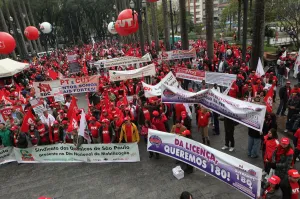 Sindicalistas aguardam mudanças de Lula sobre os trabalhadores de apps

