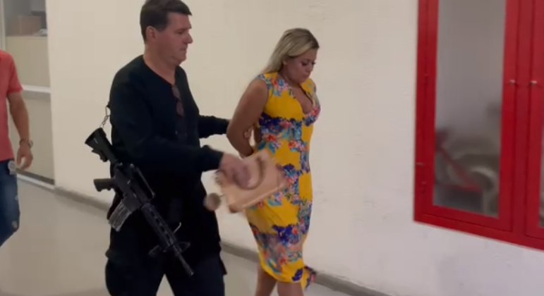 Bibi Perigosa, apontada como mandante dos ataques no RN, é presa no RJ
