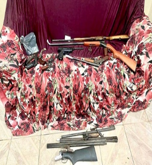 PC prende homem com 7 armas em casa e evita ataque a escola de Porto Velho
