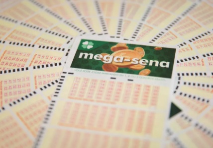 Concurso da mega-Sena pode pagar R$ 9 milhões neste sábado, 15
