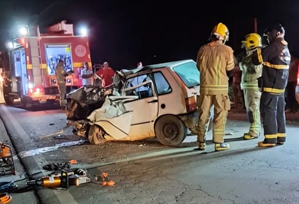 Homem morre após colidir contra caminhão na BR-364, em RO
