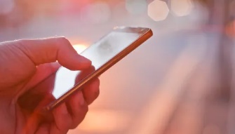 Anatel quer que chamadas de call center sejam identificadas com nome da empresa e assunto
