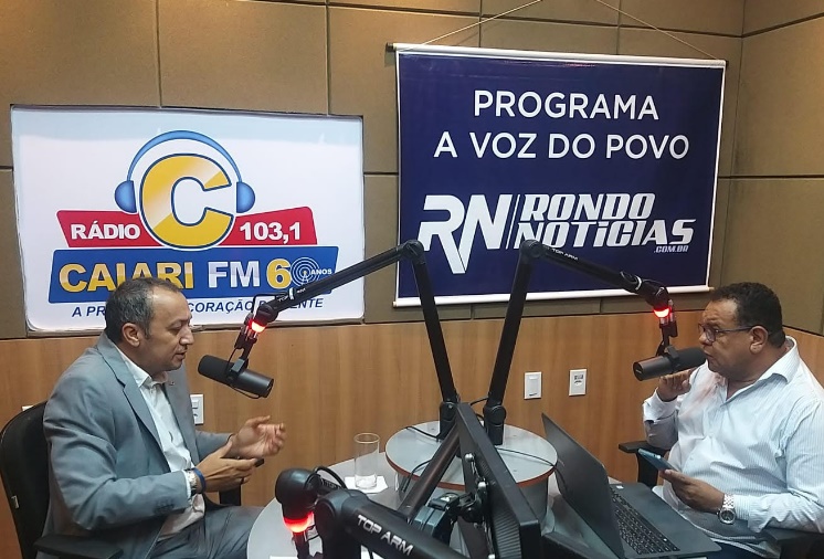 Cientista político dá aula de cidadania e representatividade popular na Voz do Povo