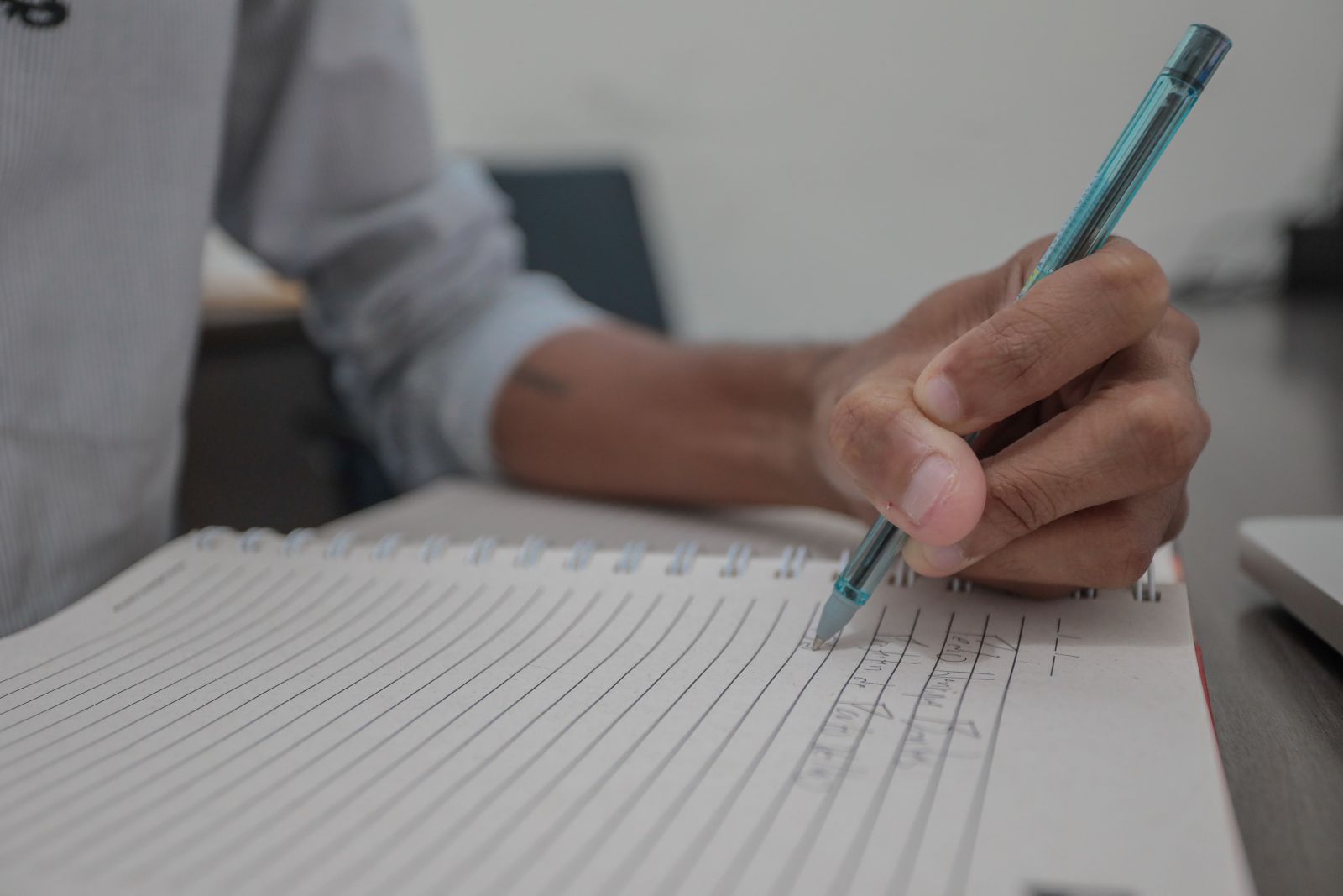 Programa Faculdade da Prefeitura 2023 oferece 390 vagas para 21 cursos de ensino superior

