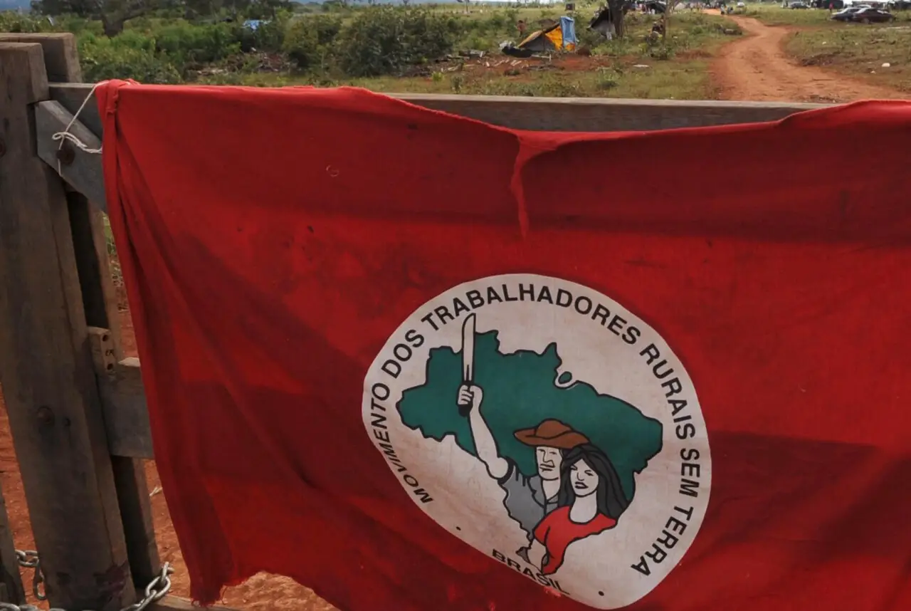 MST ganha página de apoio no site do governo federal, mas esconde invasões de terra

