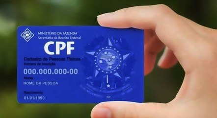 Mudança na lei do CPF vai afetar brasileiros no exterior; entenda a situação
